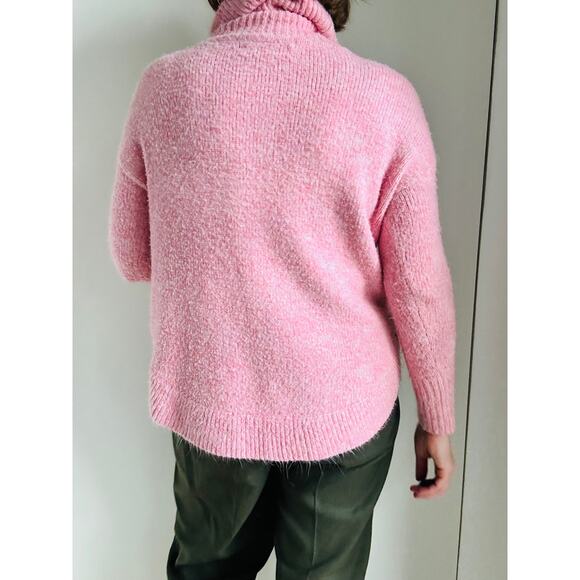 LOFT Ann Taylor Pink Fuzzy Turtleneck Sweater Size XS Cozy Super soft Coquette - Picture 5 of 7